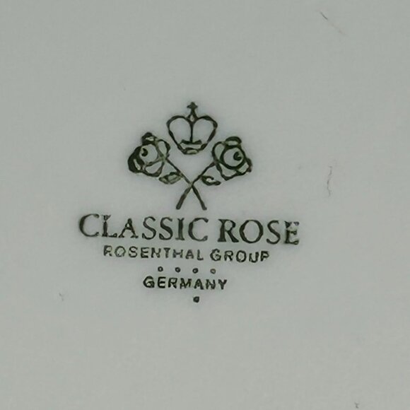 set of 4 Rosenthal Germany Classic Rose luncheon/dinner plates - Picture 5 of 5